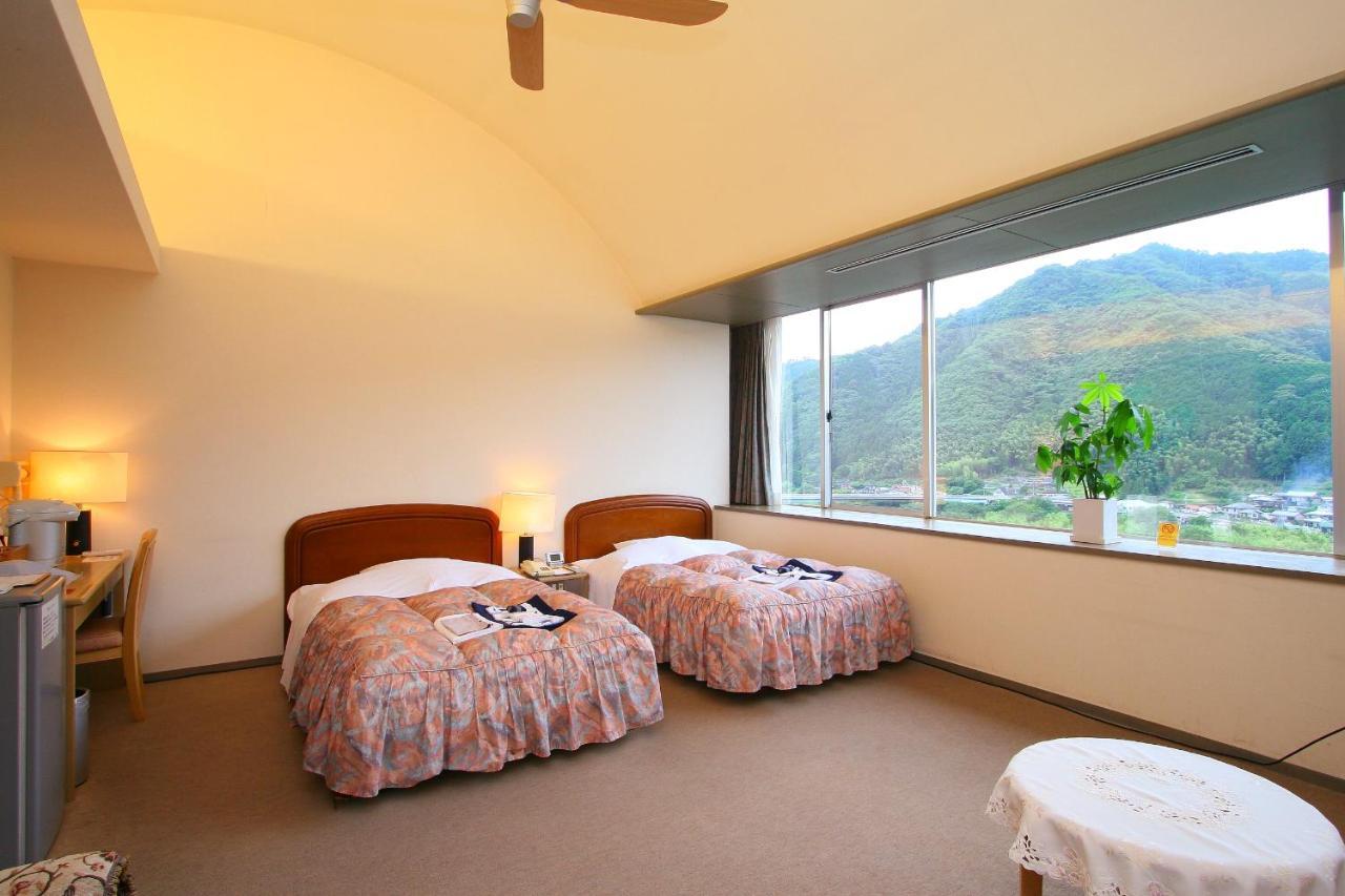 Hotel Seira Shimanto Shimanto  Bagian luar foto